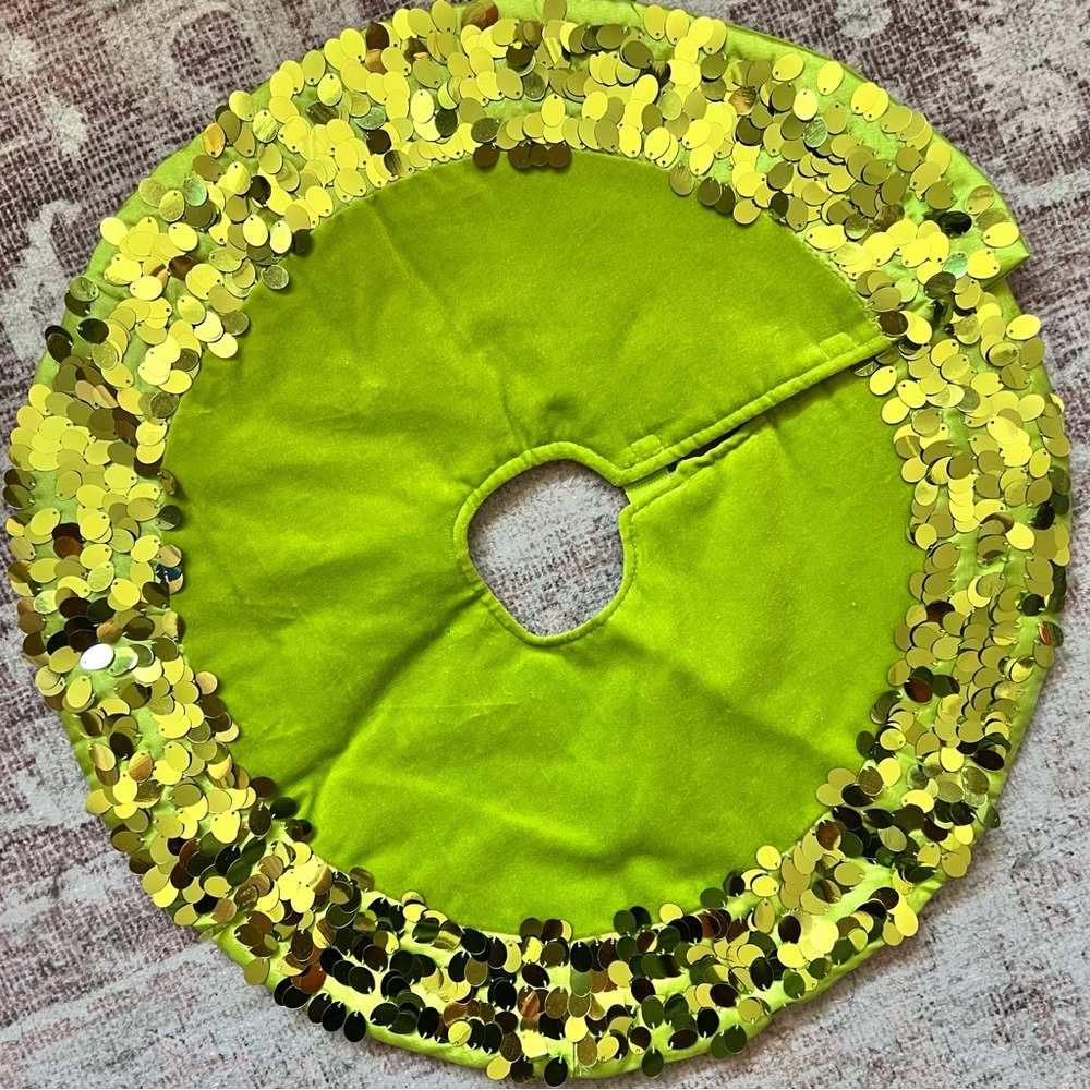 Small Green Sequin Tree Skirt